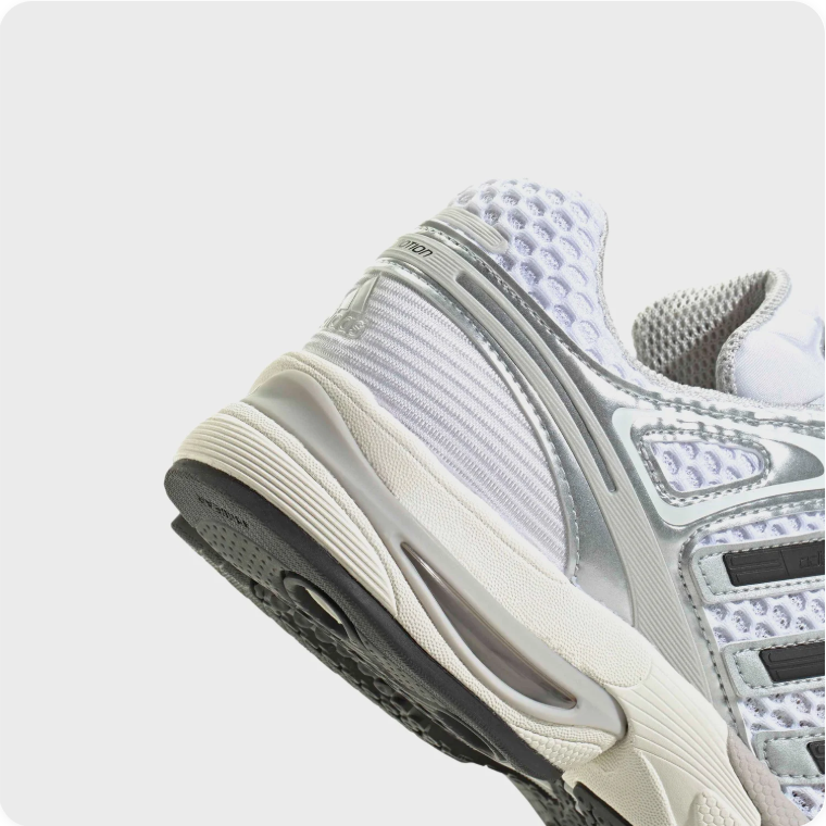 Adidas Response CL Sneakers – White / Silver / Black