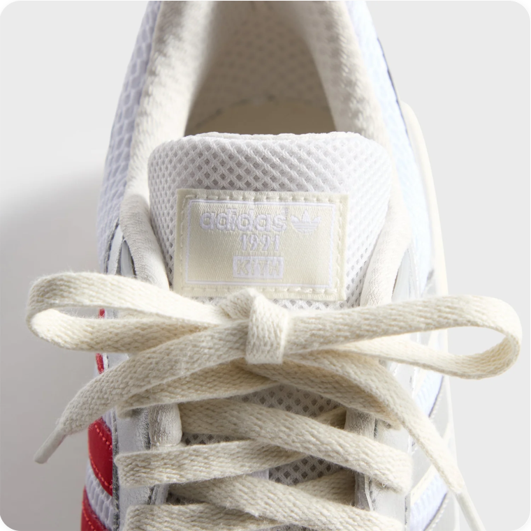 Adidas Torsion Comp Sneakers – Metallic Silver / Cream