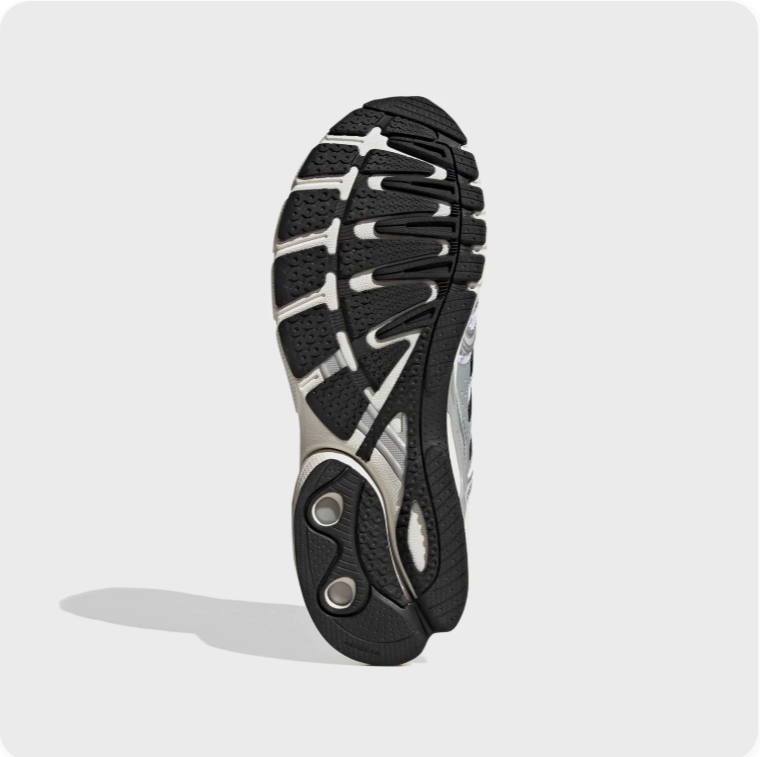 Adidas Response CL Sneakers – White / Silver / Black
