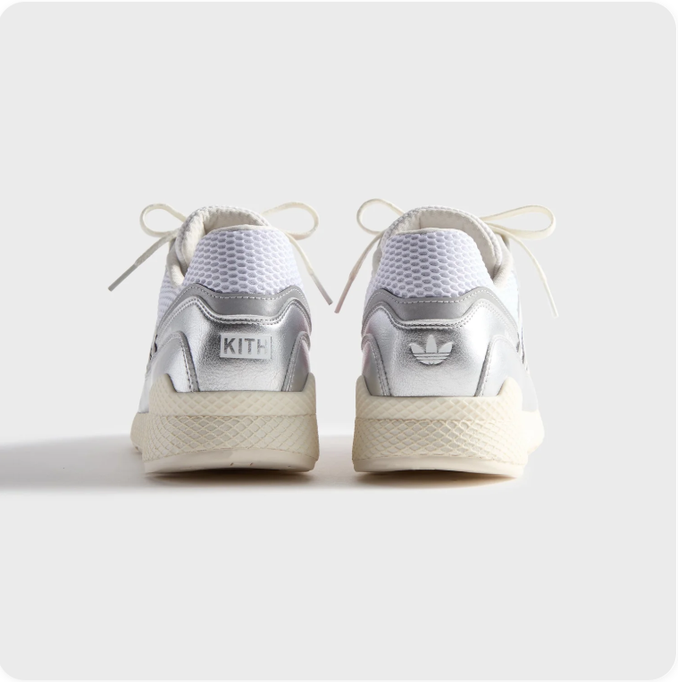Adidas Torsion Comp Sneakers – Metallic Silver / Cream